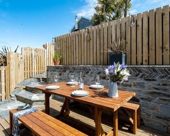 Mino Cottage - Port Isaac - Patio
