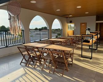 Pousada Deck - Carolina - Varanda