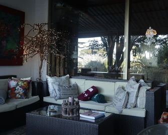 On-the-Summit Lodge & Conference Venue - East London - Soggiorno