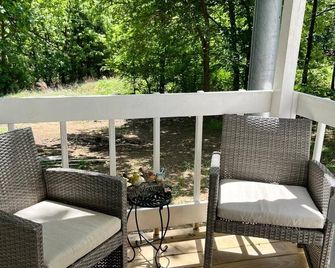 Arbuckle Lake Hideaway - Sulphur - Balcón
