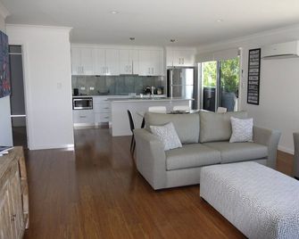 Westwood Villas - Bridport - Bridport - Sala de estar