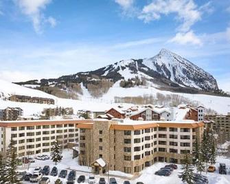 The Drop In The Edge Of Adventure - Crested Butte - Building