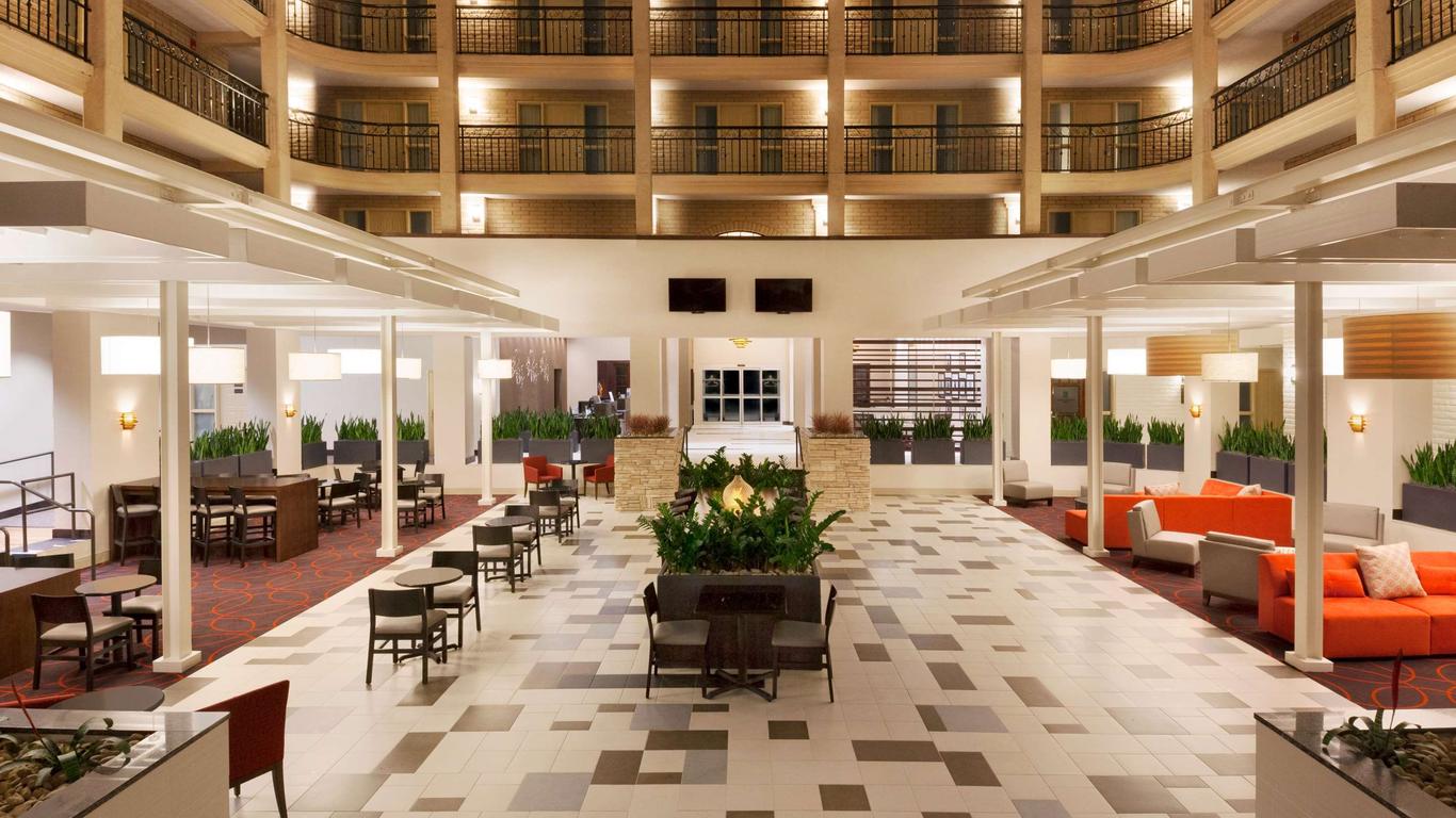 Embassy Suites Hotel Baton Rouge