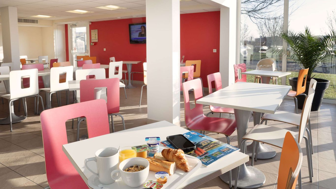 هوتل بريمير كلاس موبوج