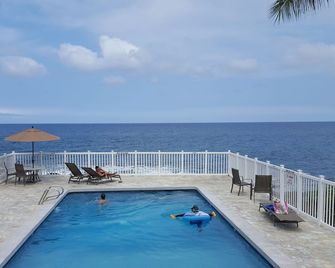 Your Hawaiian Vacation Starts Here! - Kailua-Kona - Pool