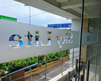 Hotel Sky Lite - Coimbatore - Balcony