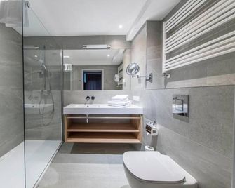 Baltivia Sea Resort - Mielno - Bathroom