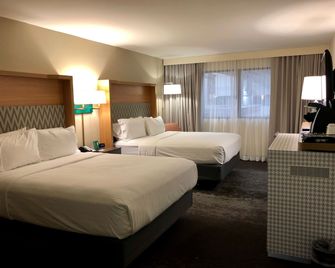 Holiday Inn & Suites Chicago North Shore (Skokie) By IHG - סקוקי - חדר שינה