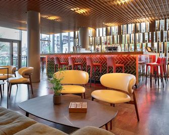 Radisson Hotel Bordeaux Saint Jean - Bordeaux - Lounge