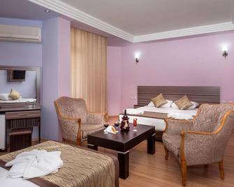 Zel Hotel - Antalya - Bedroom