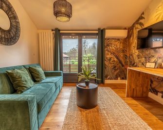 Hôtel Quai des Pontis - Cognac - Living room