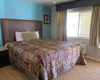 Rocky Inn - Long Beach - Quarto