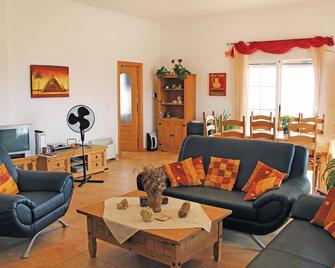Beautiful and well-maintained vacation home to feel good. - Mutxamel - Sala de estar