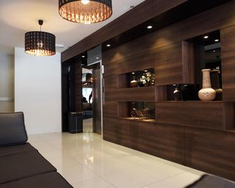 مورنينجتون هوتل سون تشون - إيبوه - ردهة