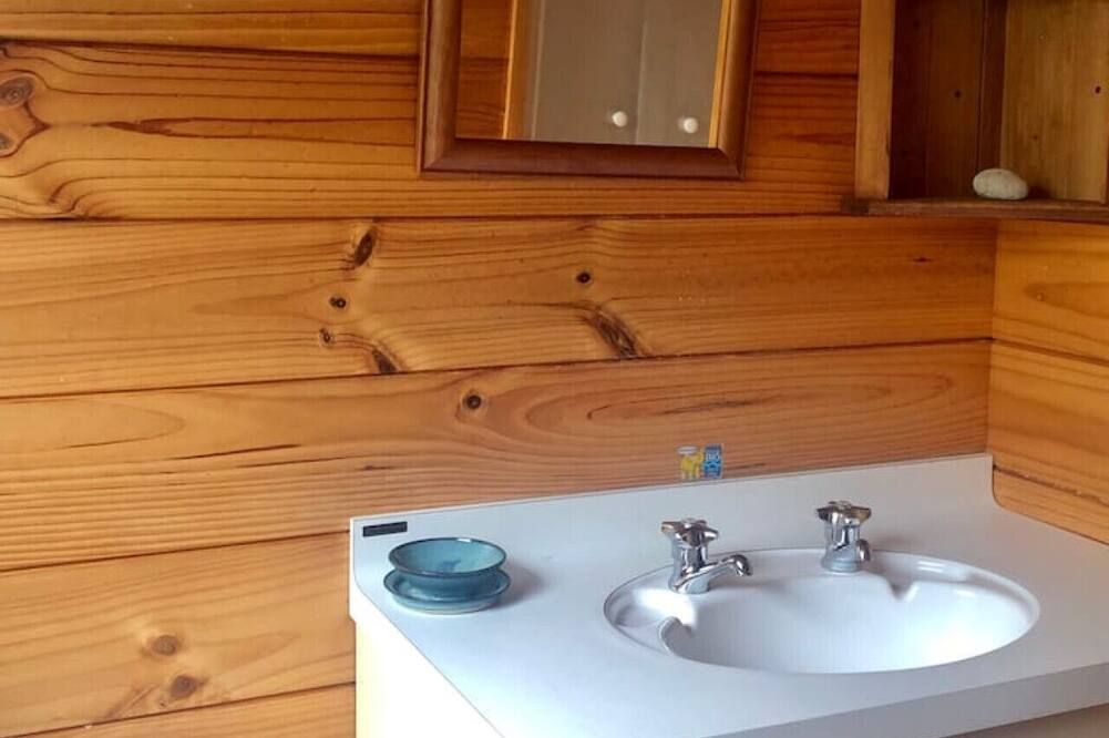 Bay View Bach - Raglan - Baño
