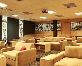 Atrium Hotel - Family friendly - Vysoké Tatry - Lounge