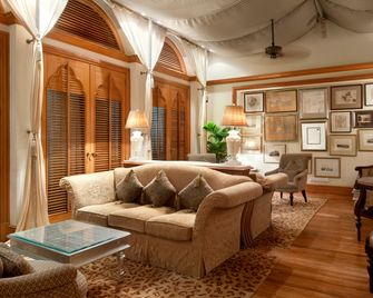 Hilton Mumbai International Airport - Mumbai - Stue