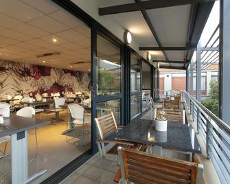 Absolute Farenden Apartments - Pretoria - Restoran