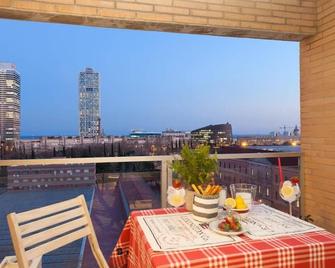 Enjoybcn Marina Apartment - Barcelona - Balcón