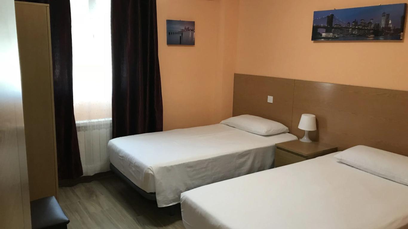 Hostal La Pared