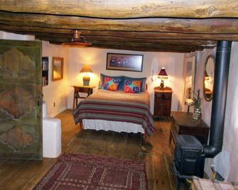 Charming Taos Adobe Home - Ranchos de Taos - Bedroom