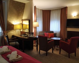 Hotel Stare Miasto Old Town - Poznań