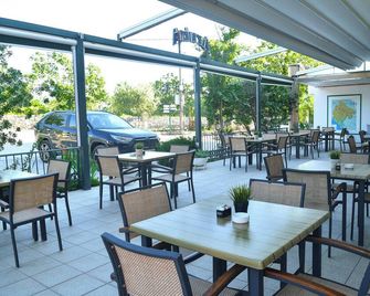 Hotel Aruba - บุดวา - ร้านอาหาร