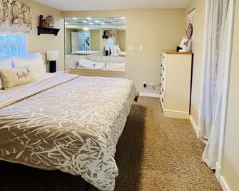 New Buffalo Inn & Spa - New Buffalo