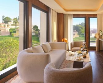 The Ritz-Carlton Abu Dhabi, Grand Canal - Abu Dhabi - Oleskelutila