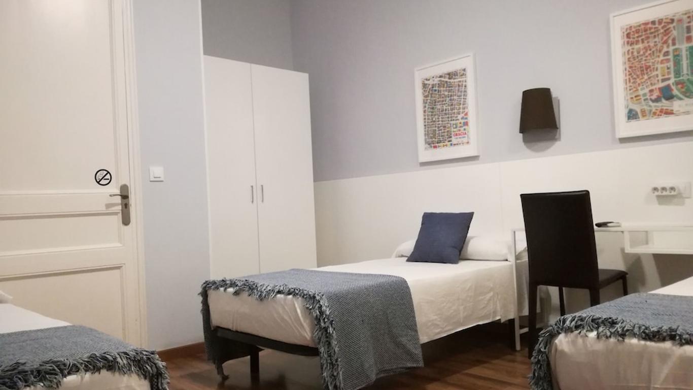Hostal Lesseps