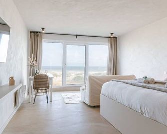 Modern Studio With Magnificent Seaview - Koksijde - Schlafzimmer