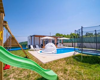 Pet friendly home in Cerovacki Galovici - Duga Resa