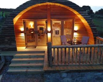 Tollymore Luxury log cabins - Newry - Binnenhof