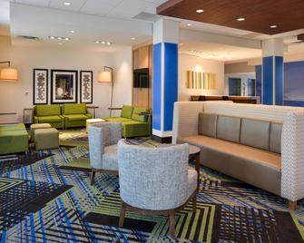 Holiday Inn Express & Suites Ottumwa - Ottumwa - Lounge