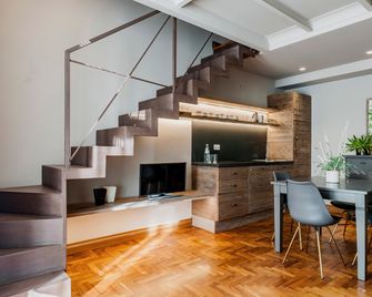 Ferrini Home - Residence 150 - Catania - Essbereich