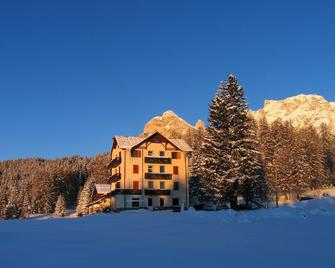 Sport Hotel Pocol - Cortina d'Ampezzo - Byggnad