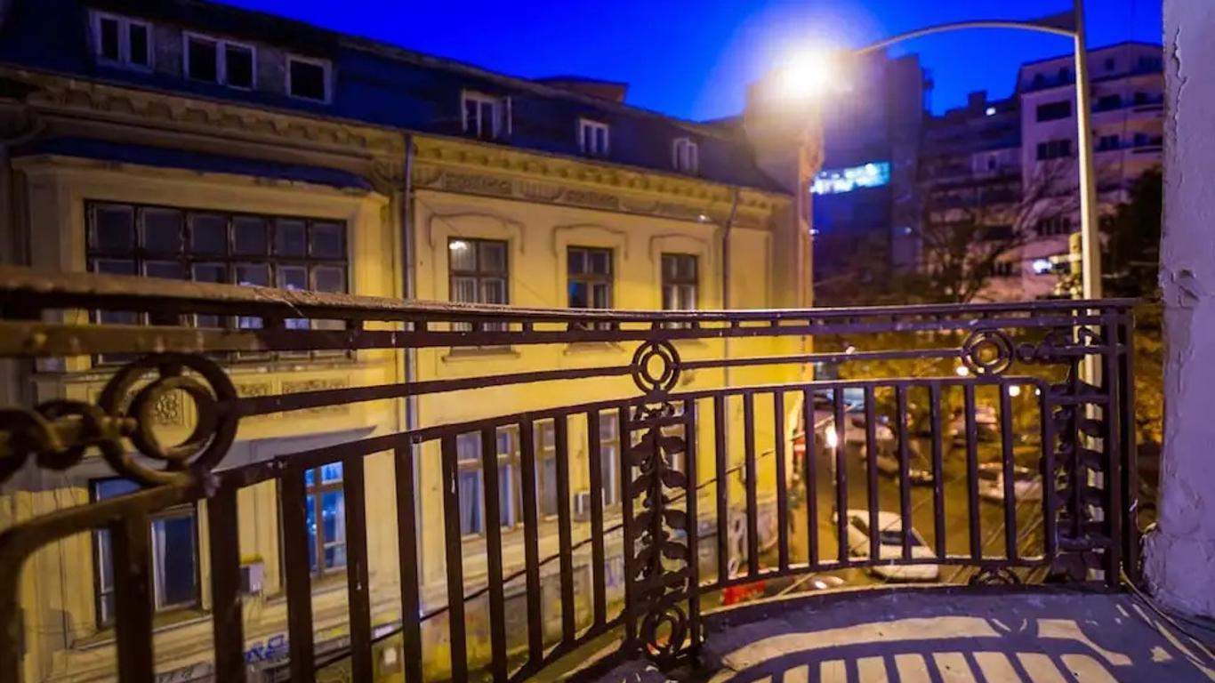 Hotel Carpati Imparatul Romanilor