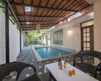 Echor Avontade Pool Villas Anjuna Goa - Anjuna - Pool