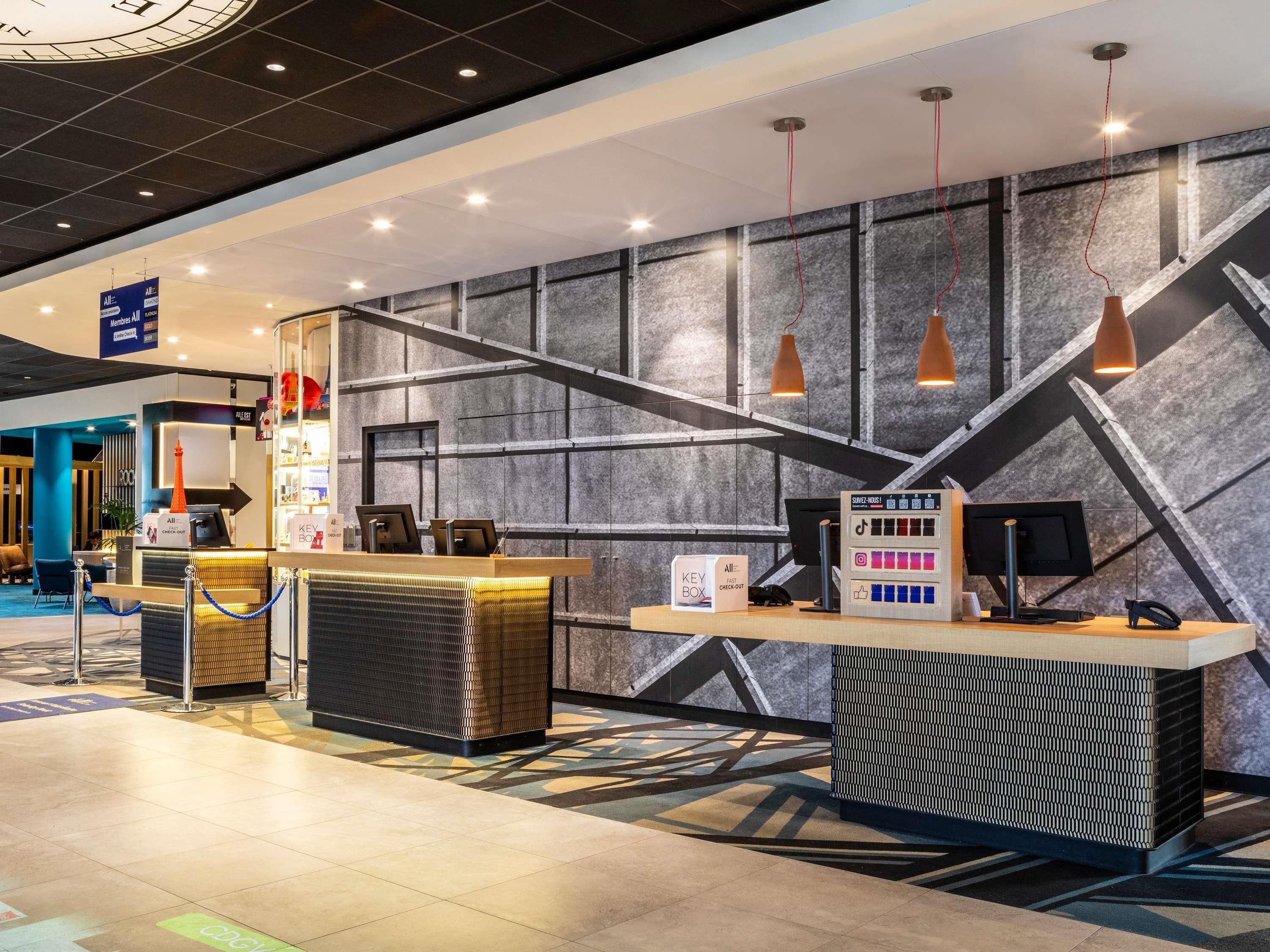 ibis Paris CDG Airport - Roissy-en-France - Lobby