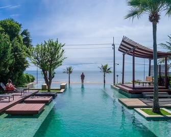 Pranaluxe Pool Villa - Pran Buri - Pool