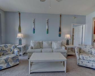 Laketown Wharf #338 By Nautical Properti - Panama City Beach - Living room