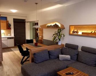 Apartment/Apartment, The 'Holzwerkstatt' - At The Carpenter's - Vorderstoder - Obývací pokoj