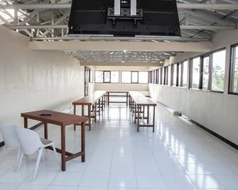 Saba Ayu Guest House - Bandung - Restaurant
