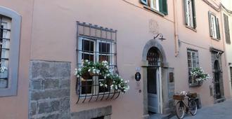 Maison De Charme Alla Corte Degli Angeli - Lucca