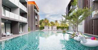 Maya Phuket Airport Hotel (SHA Plus+) - Sakhu - Havuz