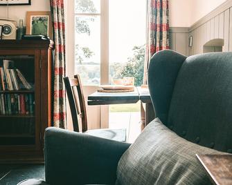 1 bedroom accommodation in Braunston, near Daventry - Lutterworth - Living room