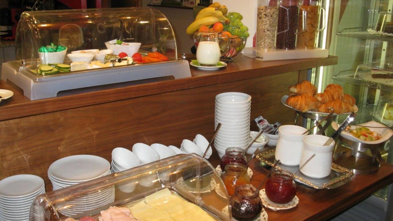 Eb Hotel Garni
