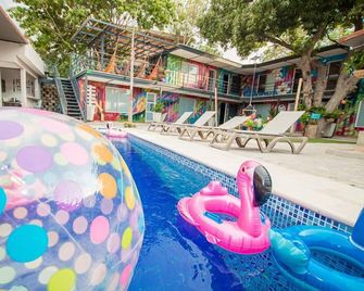Casa Avelina Boutique Hostel - סנטה מרטה