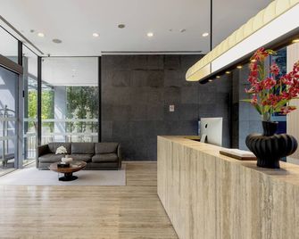 Liv Residences Serviced Apartment Novena - Singapore - Receptionist