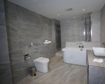 Seagoe Hotel - Craigavon - Badkamer